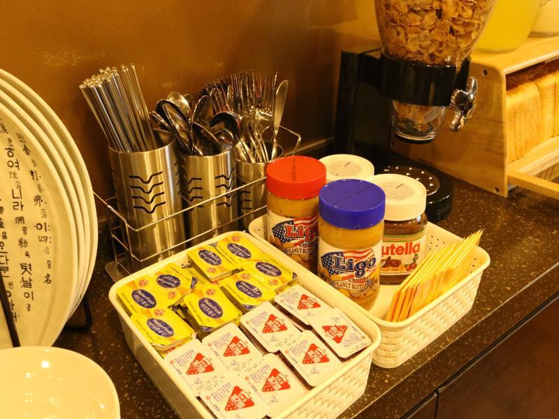 Tripstay Myeongdong Сеул Екстериор снимка